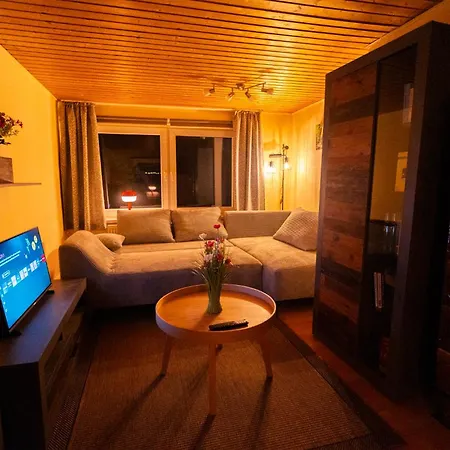 Appartamento Winterruhe Am See, Mit Gemuetlichem Abendfeuer, Purer & Einem Warmen Kachelofen In Omas Luetter Obstbutze