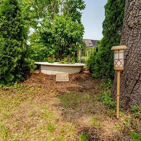 Winterruhe Am See, Mit Gemuetlichem Abendfeuer, Purer & Einem Warmen Kachelofen In Omas Luetter Obstbutze *