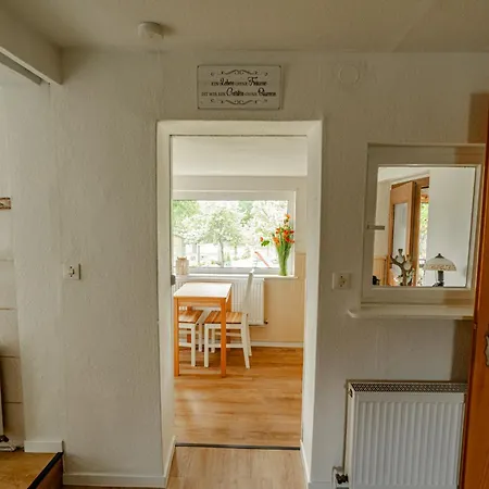 Appartamento Winterruhe Am See, Mit Gemuetlichem Abendfeuer, Purer & Einem Warmen Kachelofen In Omas Luetter Obstbutze Lübstorf